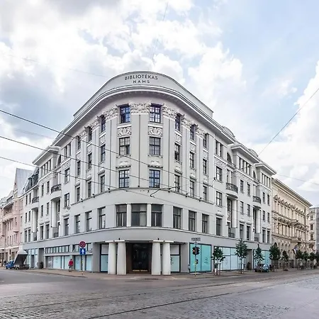 Library House Studio, Walk To Old Town Lägenhet Riga
