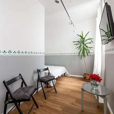 Library House Studio, Walk To Old Town Dzīvoklis