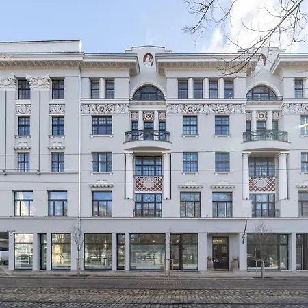 Library House Studio, Walk To Old Town Apartman *